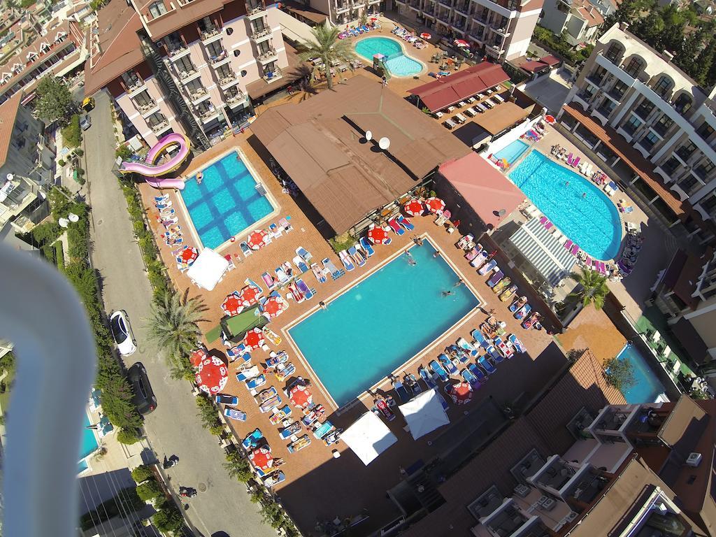 Club Chicago Hotel มาร์มาริส ภายนอก รูปภาพ